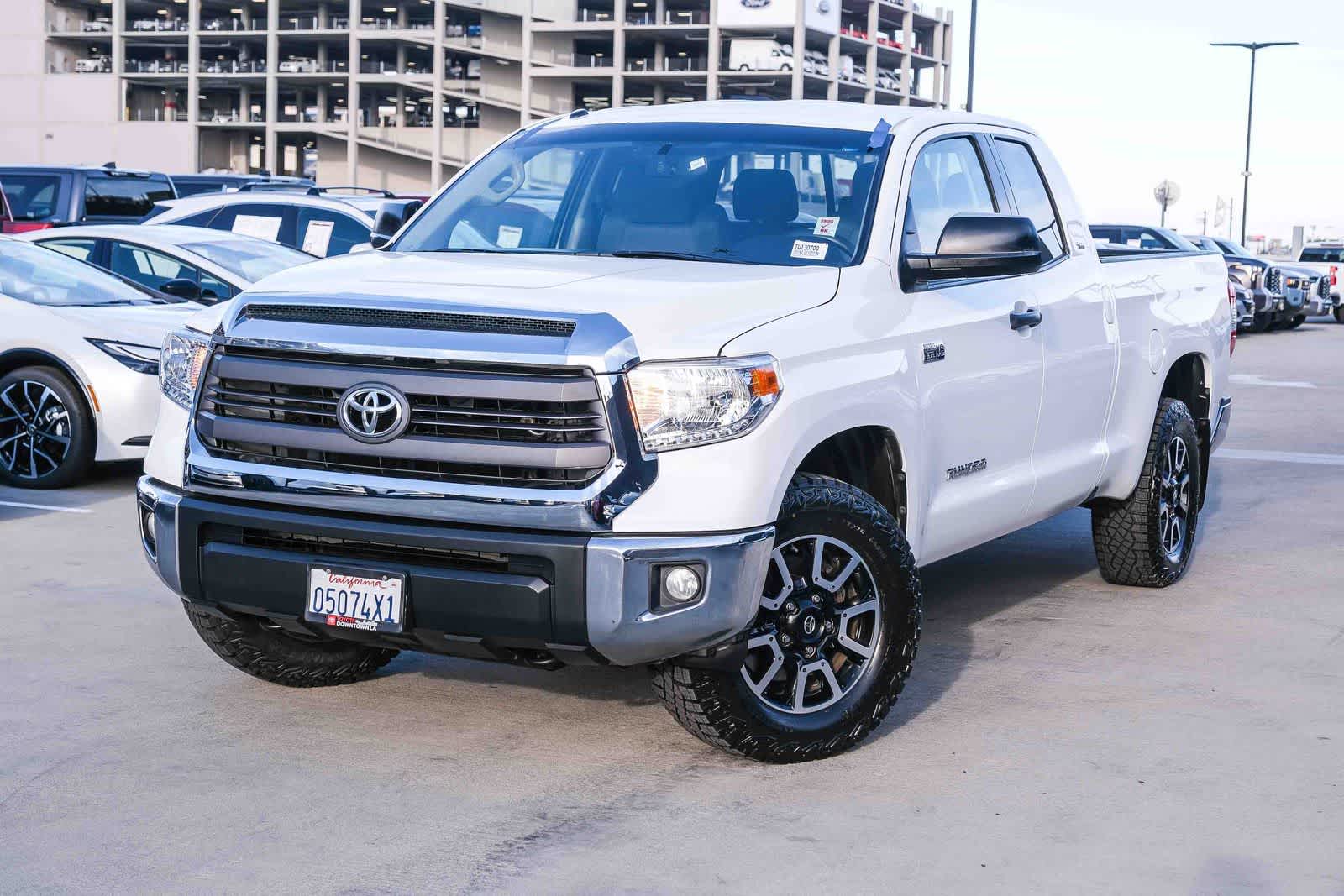 2015 Toyota Tundra SR5 -
                  Los Angeles, CA