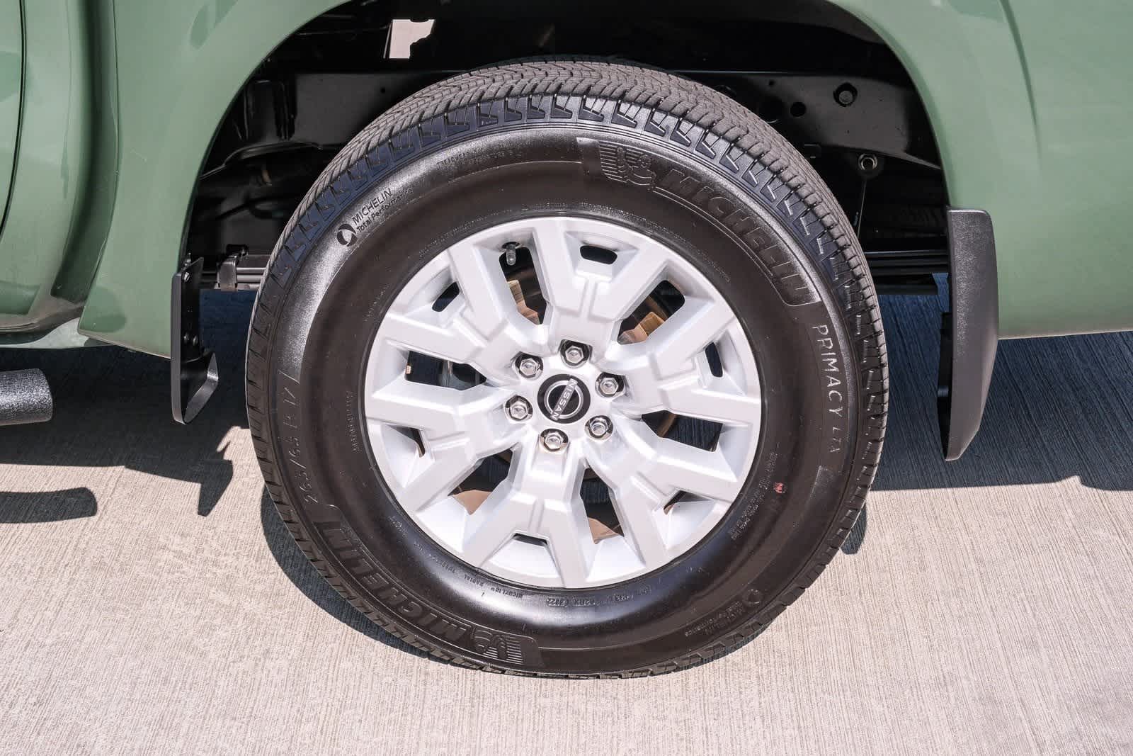 Thumbnail: 2023 Nissan Frontier - 9