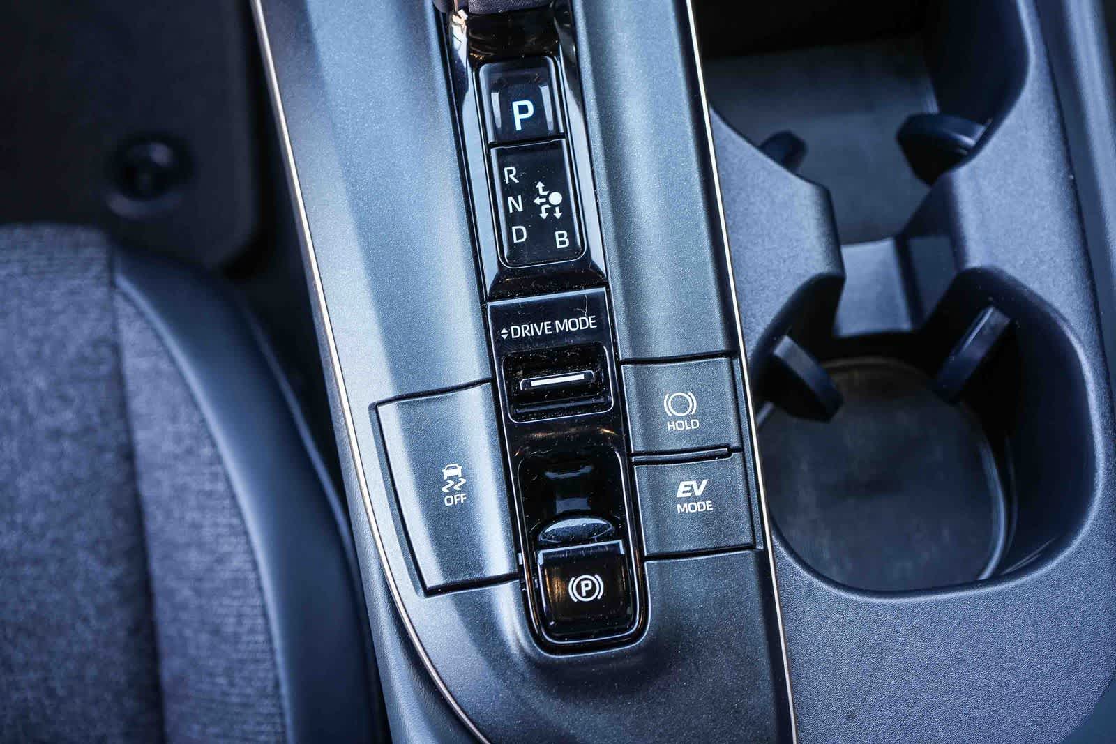 Thumbnail: 2023 Toyota Crown - 20