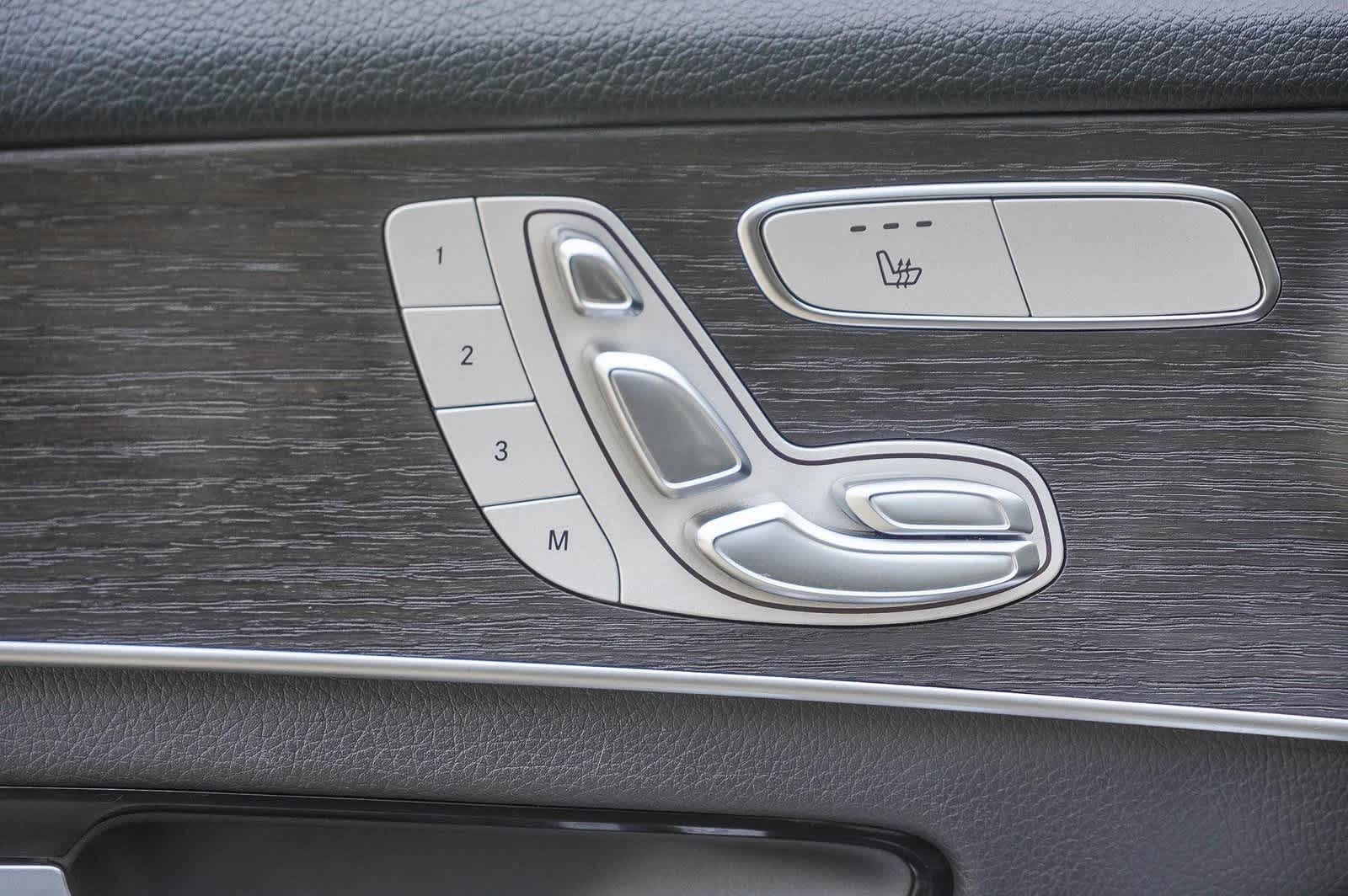 Thumbnail: 2021 Mercedes-Benz GLC - 21