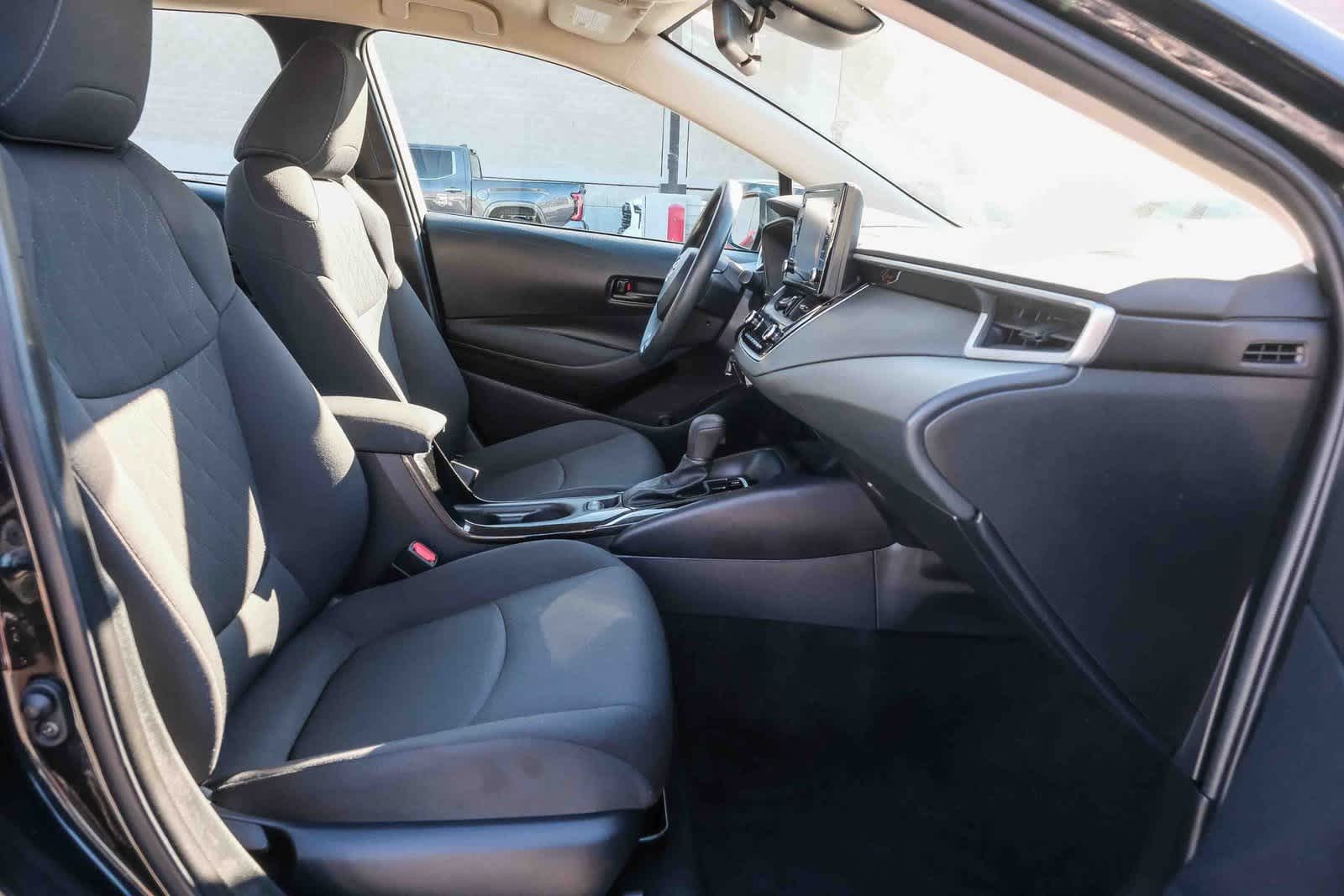 Thumbnail: 2022 Toyota Corolla - 18