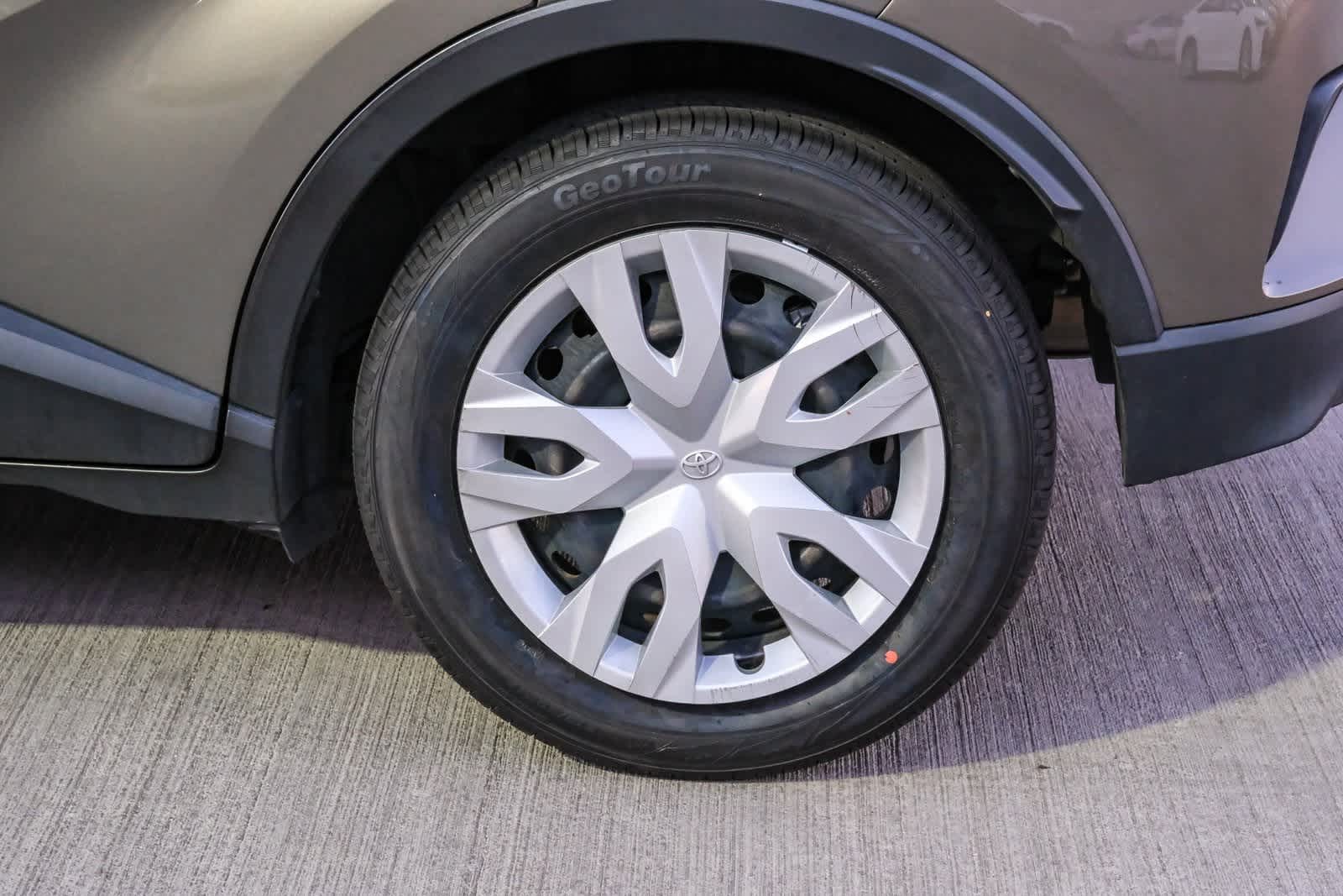 Thumbnail: 2021 Toyota C-HR - 9