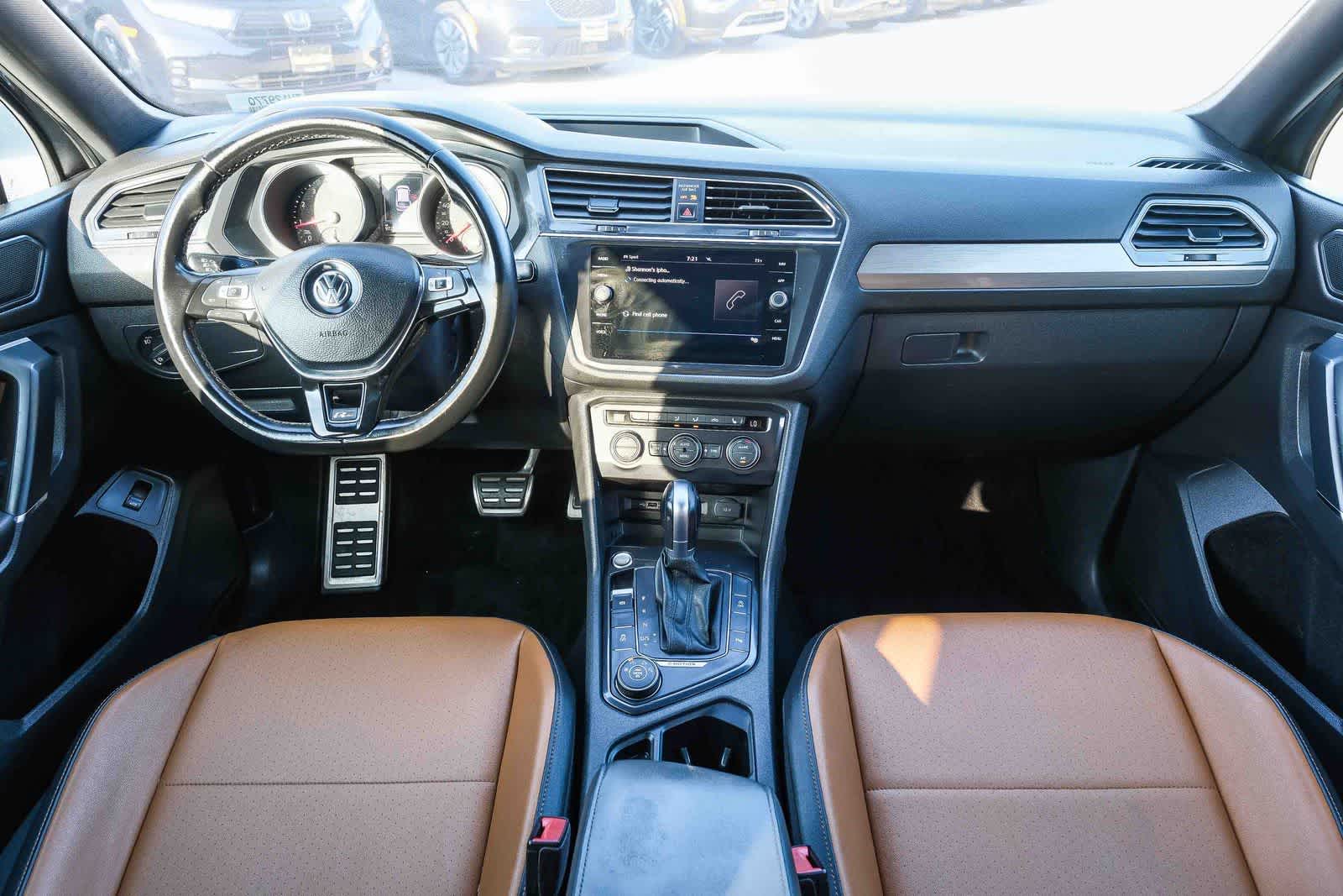 Thumbnail: 2018 Volkswagen Tiguan - 12