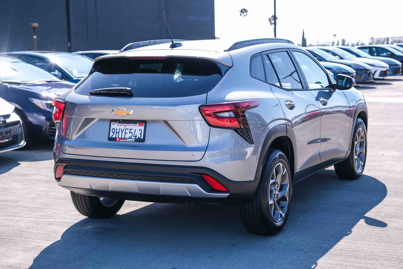 Thumbnail: 2024 Chevrolet Trax - 4