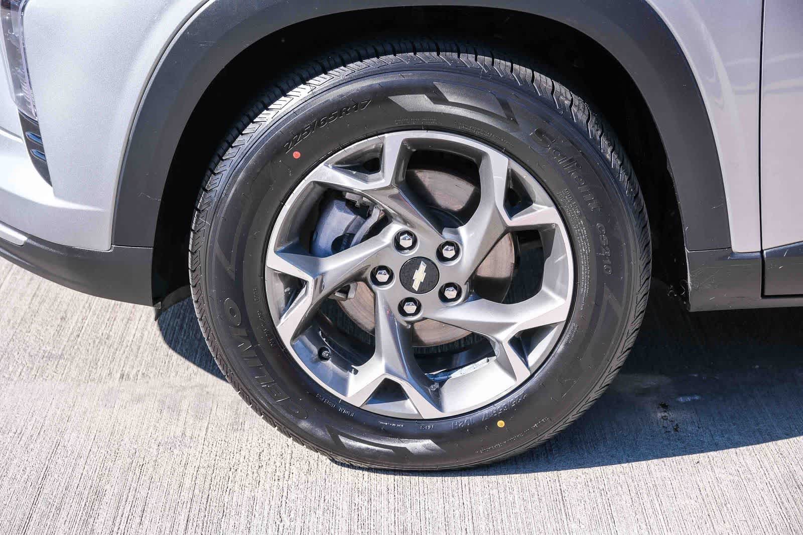 Thumbnail: 2024 Chevrolet Trax - 10