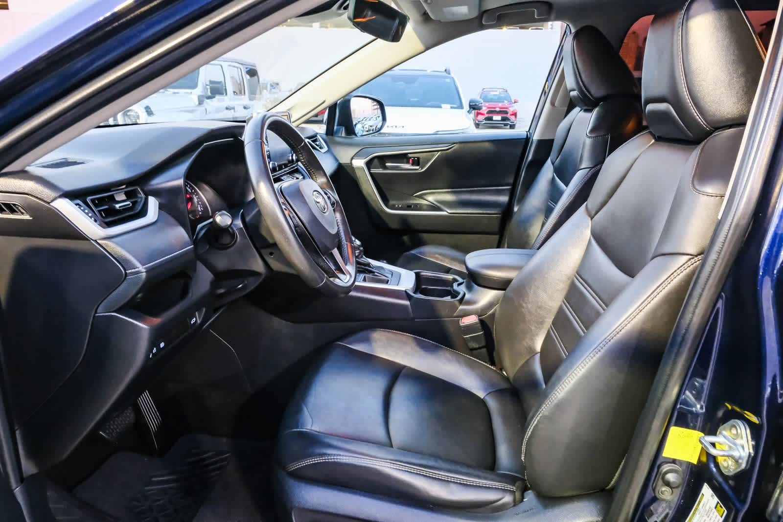 Thumbnail: 2021 Toyota RAV4 - 19