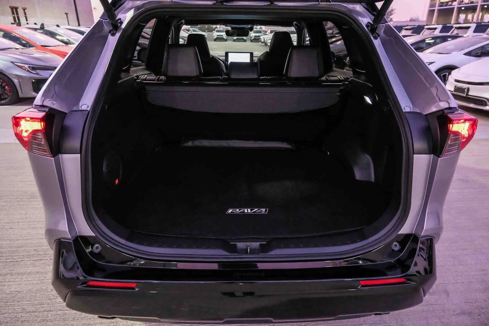 Thumbnail: 2024 Toyota RAV4 - 23