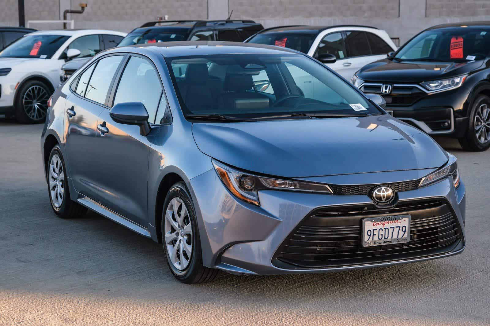 Thumbnail: 2023 Toyota Corolla - 3