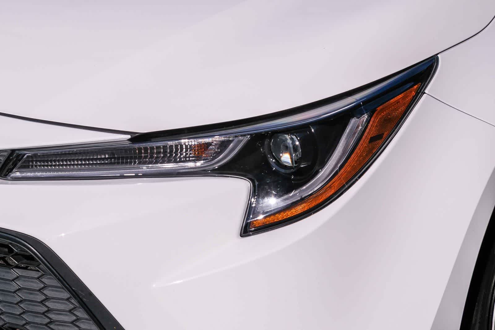 Thumbnail: 2022 Toyota Corolla - 12
