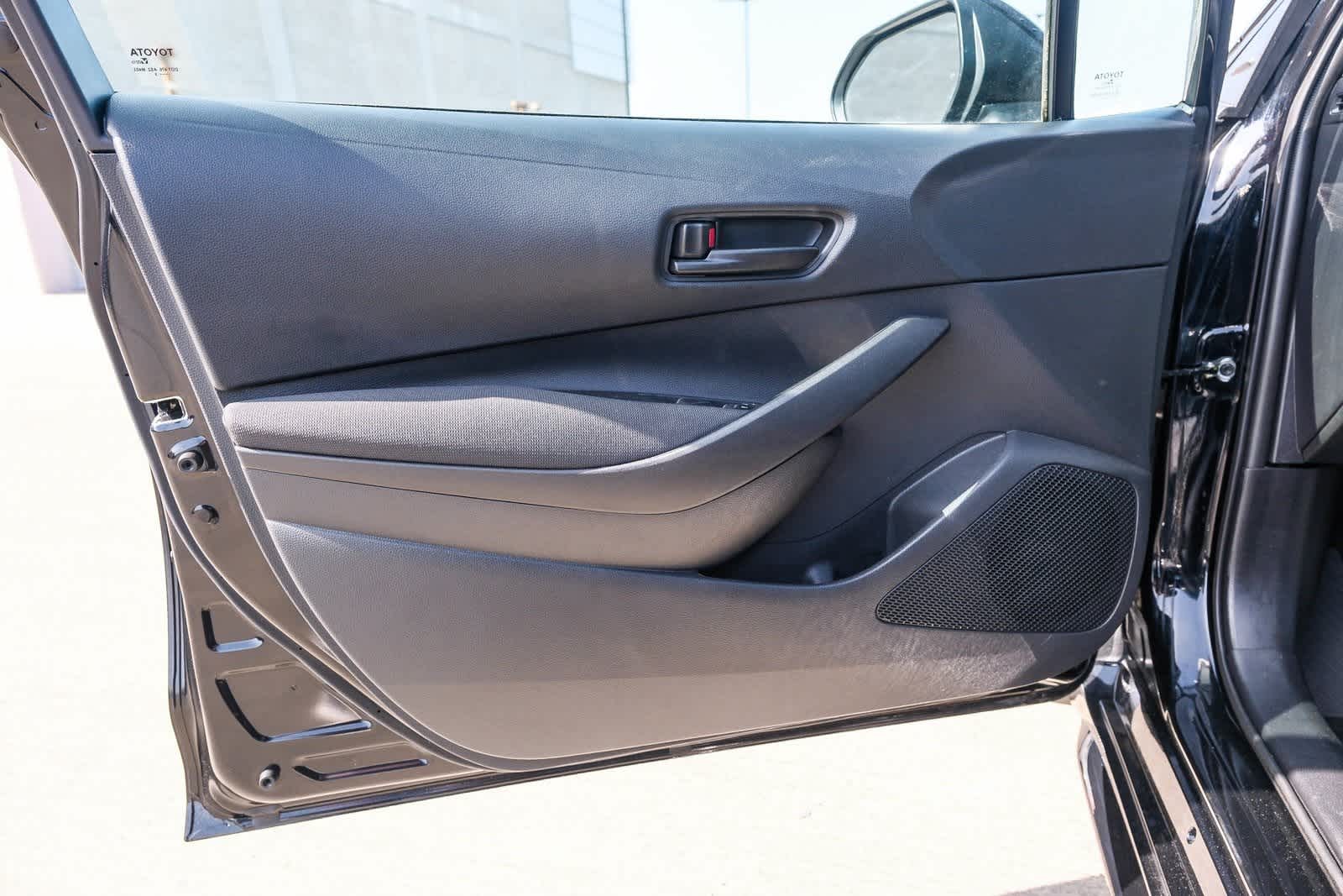 Thumbnail: 2025 Toyota Corolla - 24