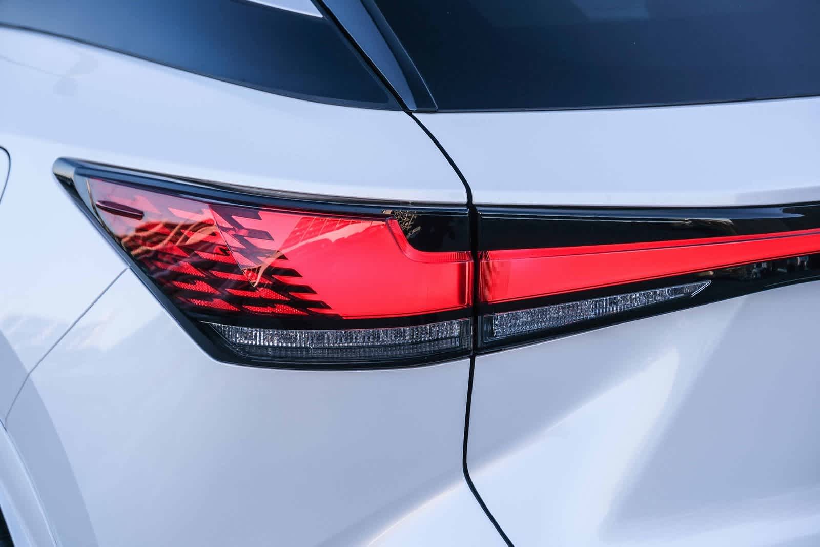 Thumbnail: 2024 Lexus RX - 7