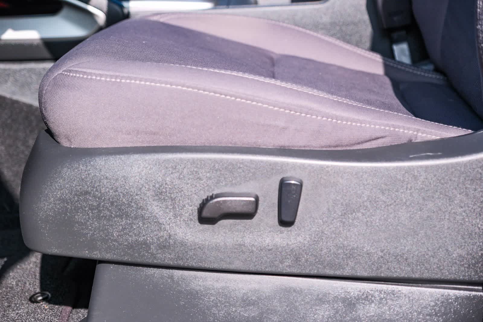 Thumbnail: 2023 Nissan Frontier - 24