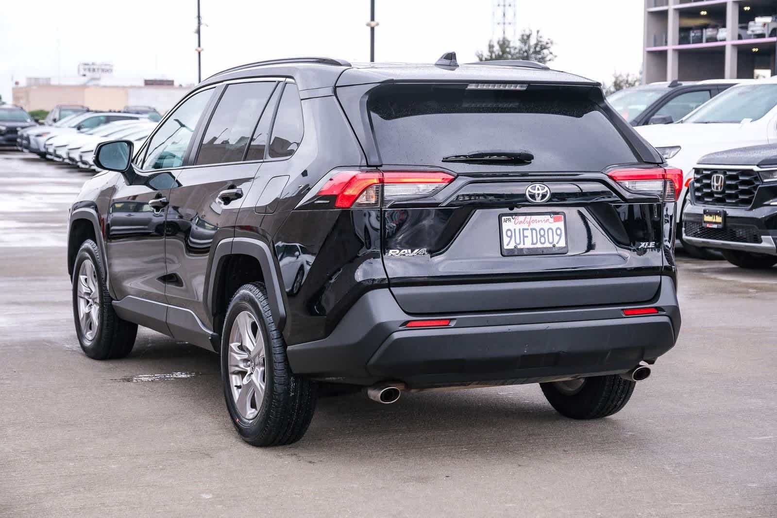 Thumbnail: 2022 Toyota RAV4 - 6