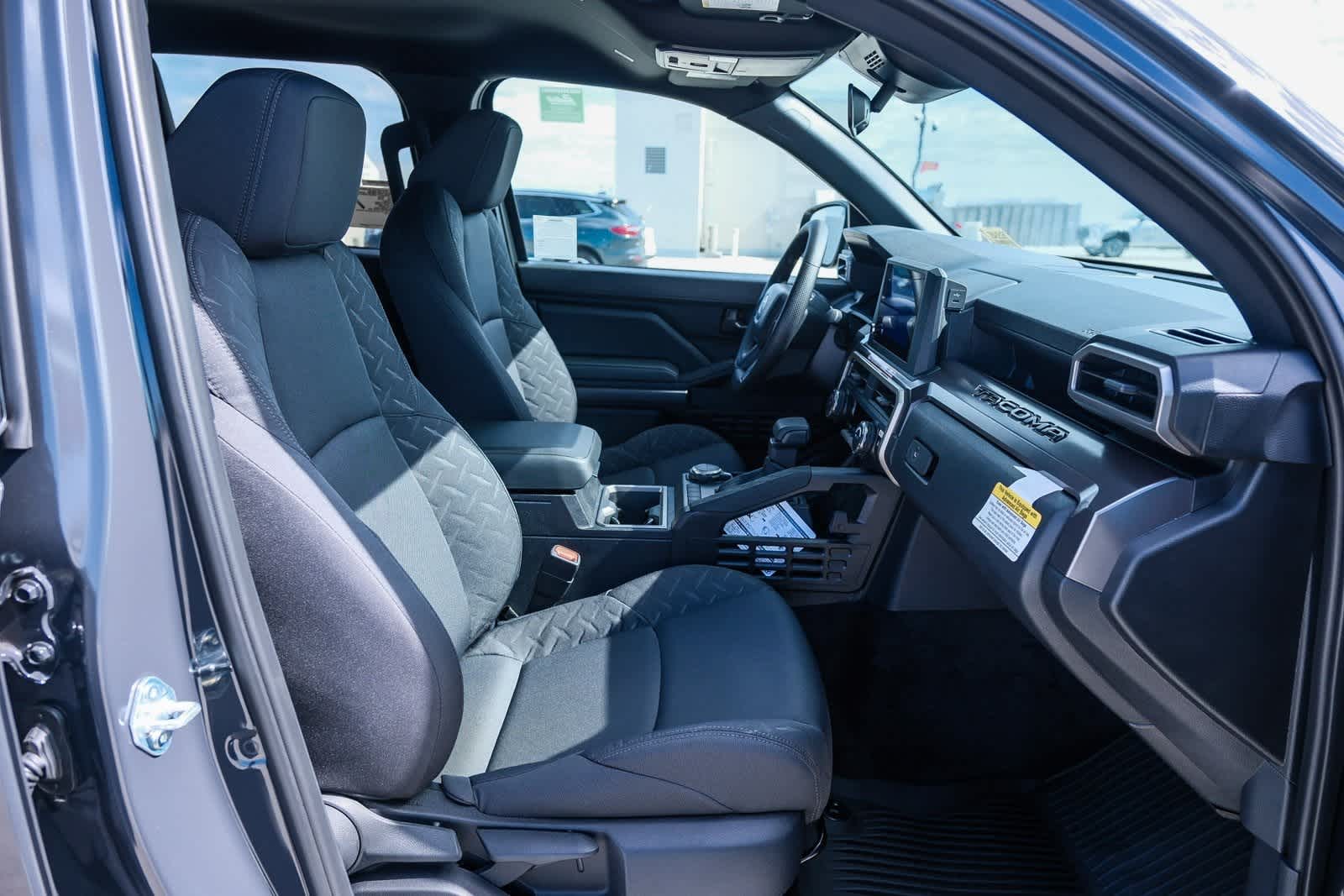 Thumbnail: 2025 Toyota Tacoma - 18