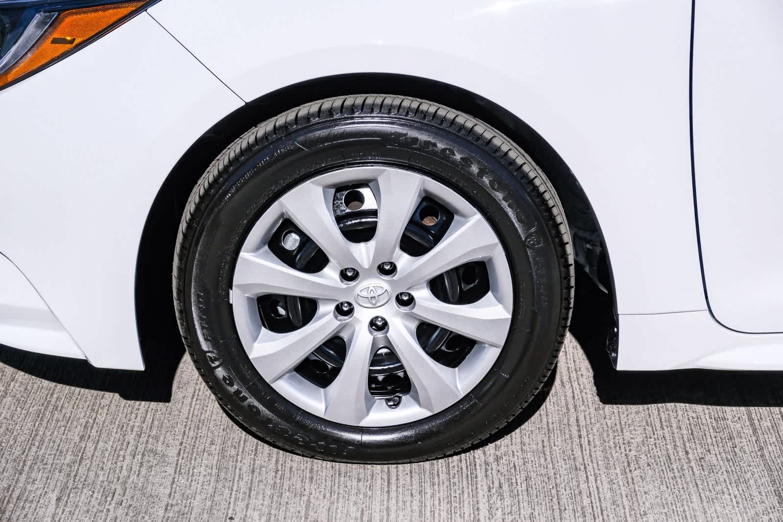 Thumbnail: 2025 Toyota Corolla - 10