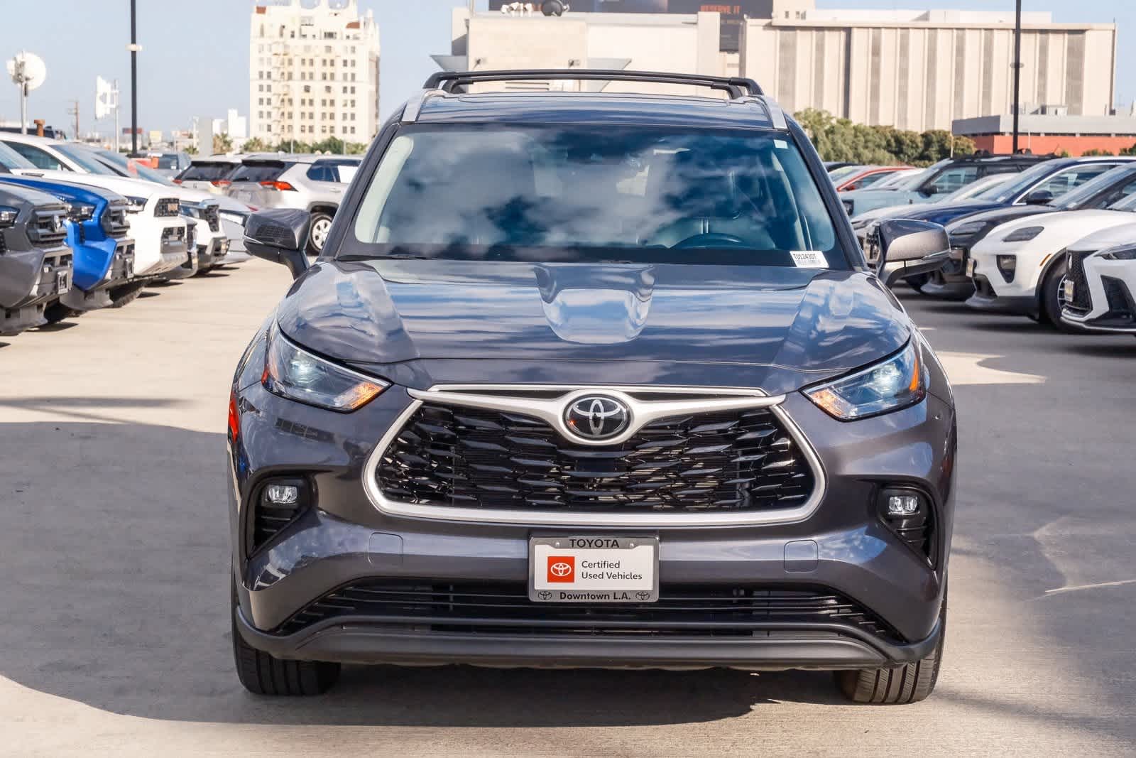 Thumbnail: 2024 Toyota Highlander - 2