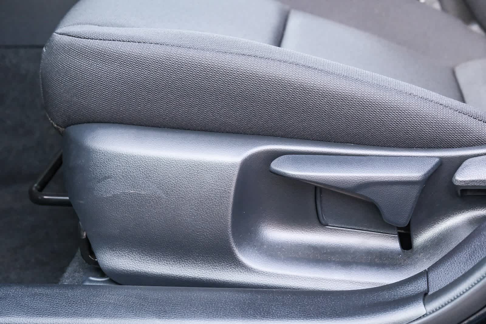 Thumbnail: 2025 Toyota Corolla - 24