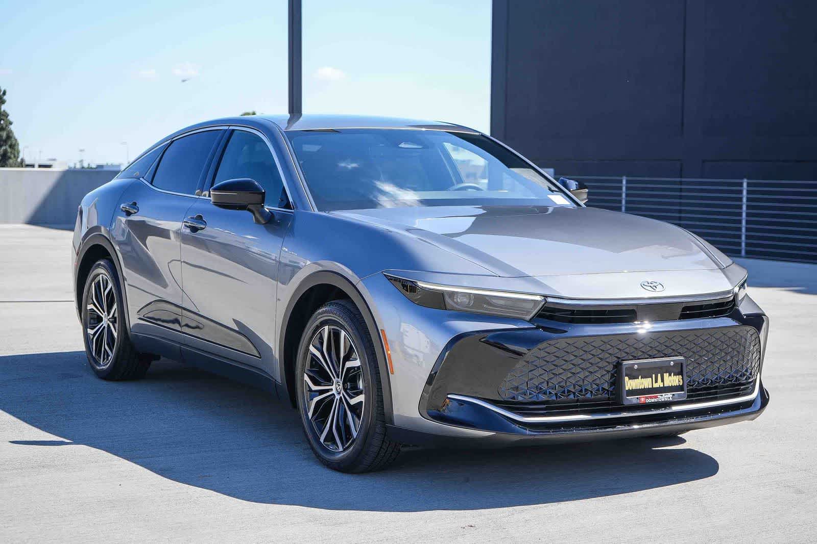 Thumbnail: 2026 Toyota Crown - 3
