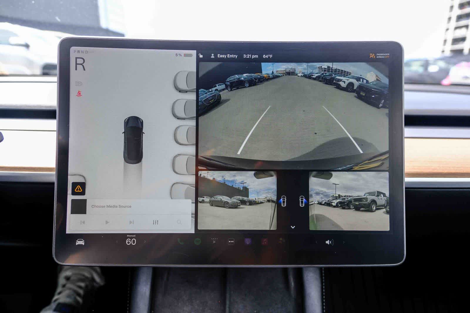 Thumbnail: 2021 Tesla Model 3 - 24