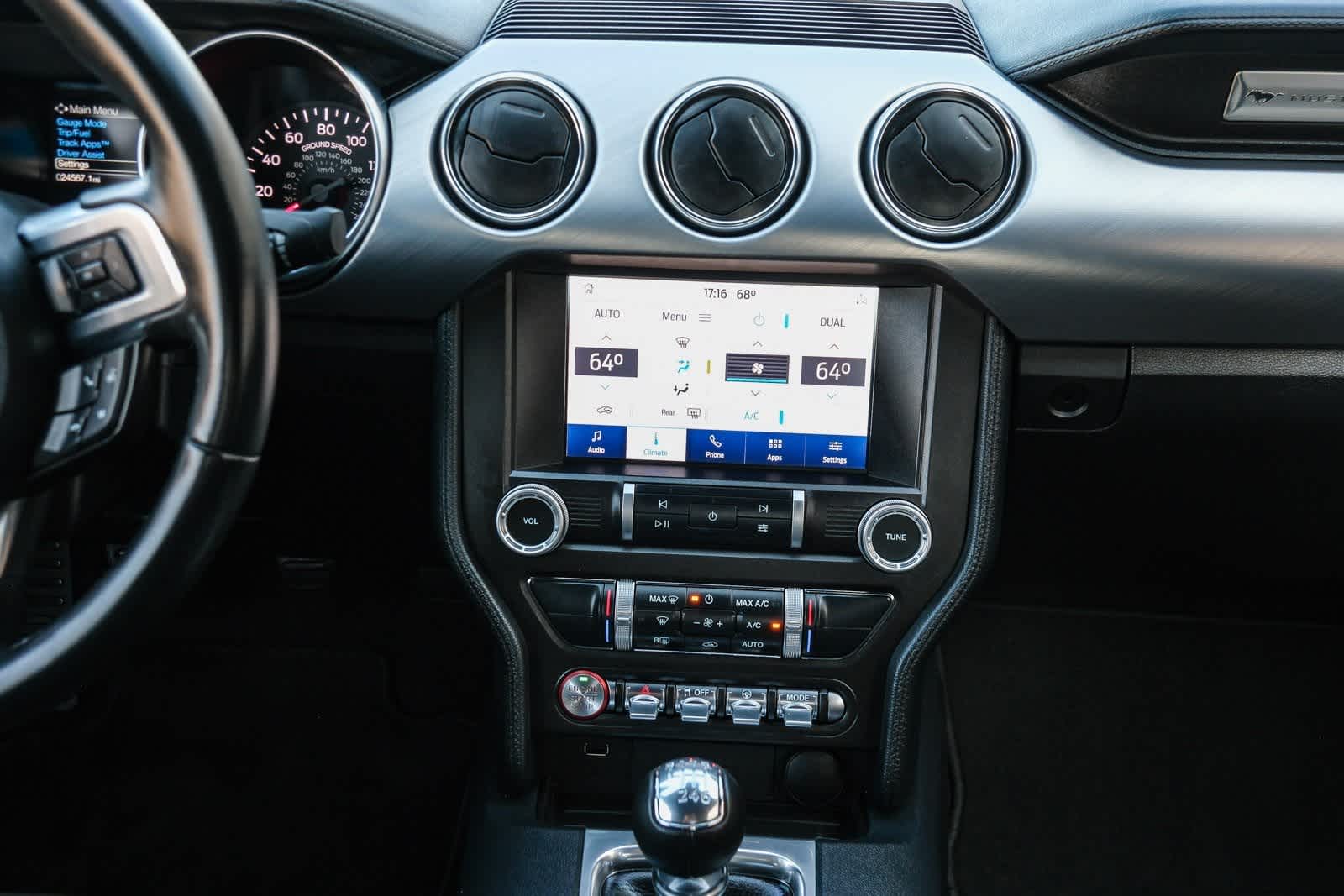Thumbnail: 2022 Ford Mustang - 14