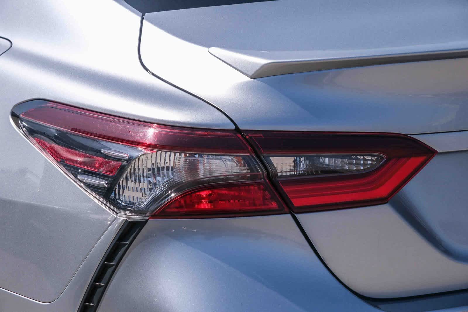 Thumbnail: 2022 Toyota Camry - 7