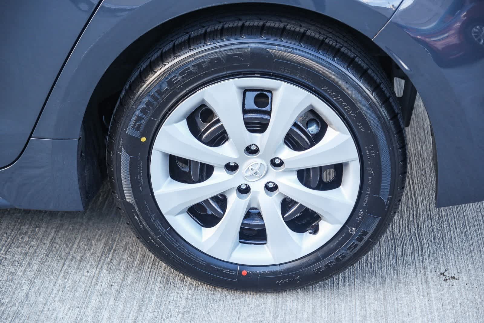 Thumbnail: 2024 Toyota Corolla - 9