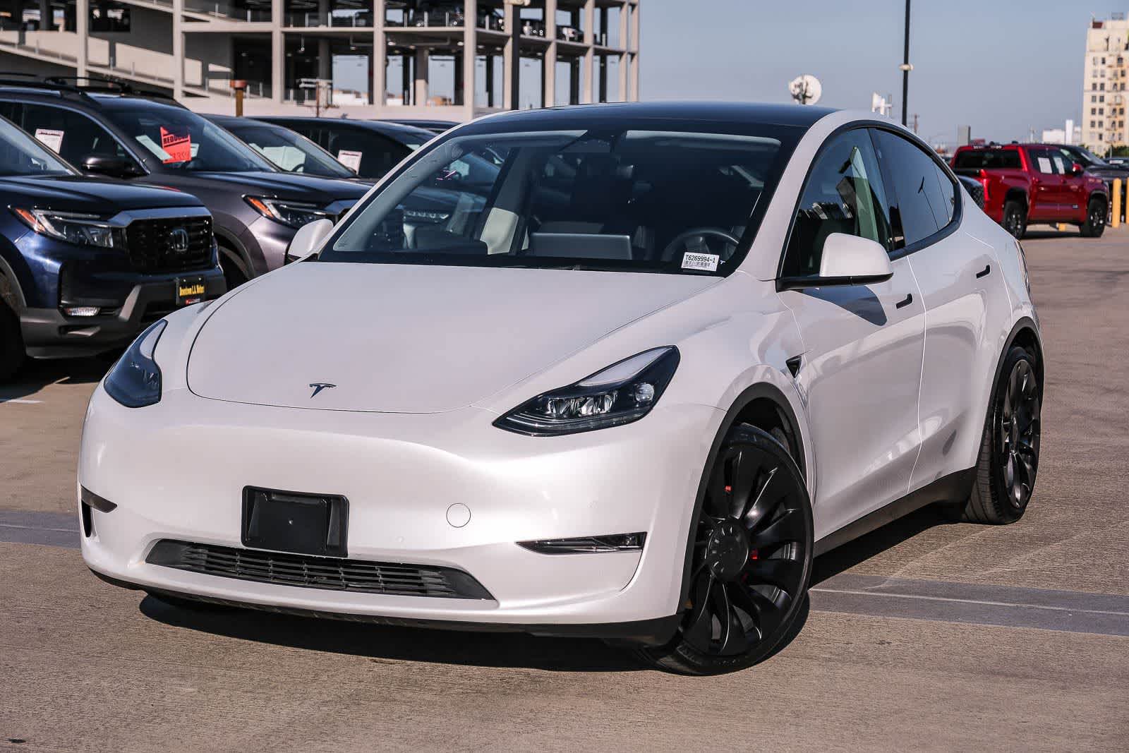 Thumbnail: 2022 Tesla Model Y - 1