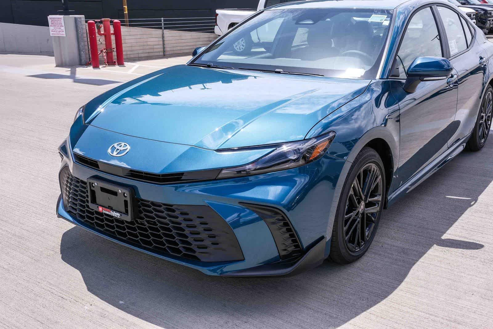 Thumbnail: 2026 Toyota Camry - 11
