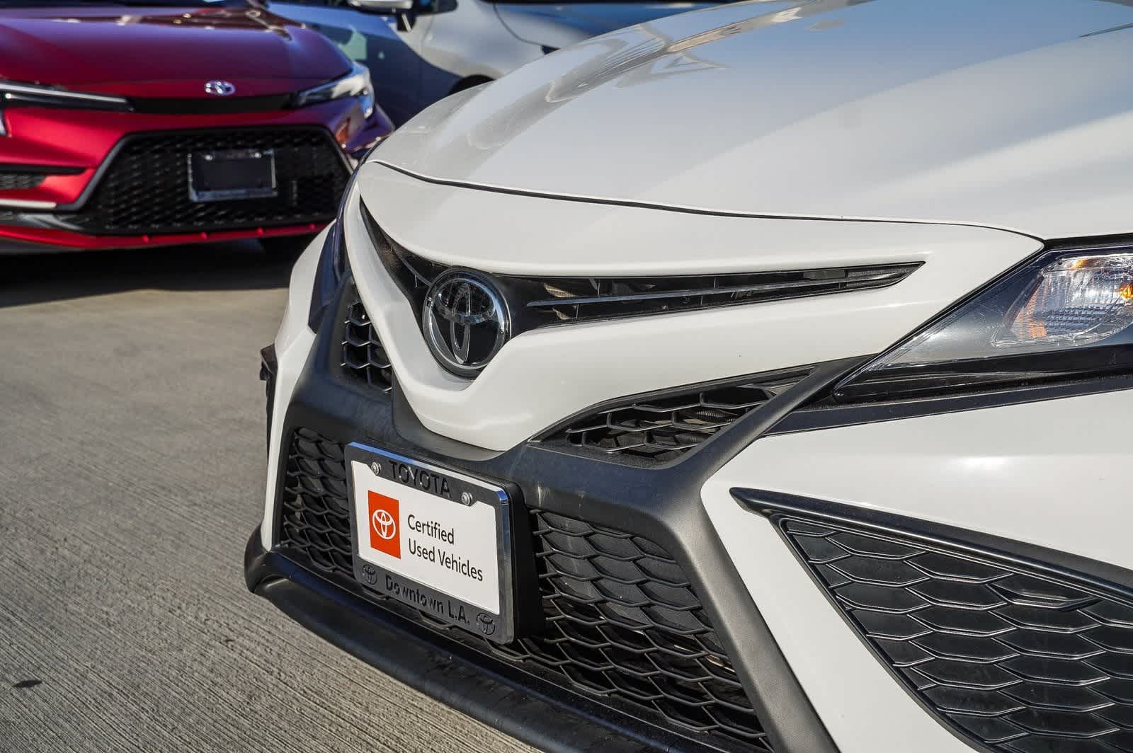 Thumbnail: 2023 Toyota Camry - 12