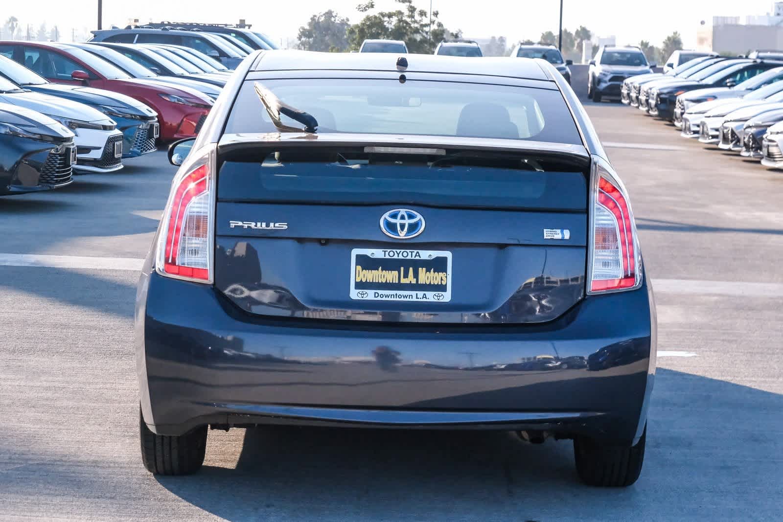 Thumbnail: 2015 Toyota Prius - 5