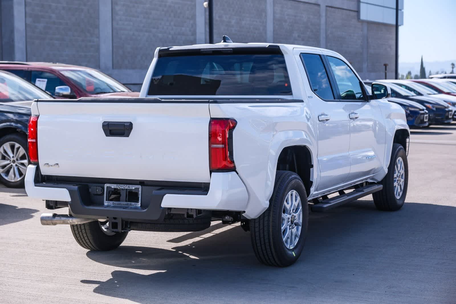 Thumbnail: 2025 Toyota Tacoma - 4