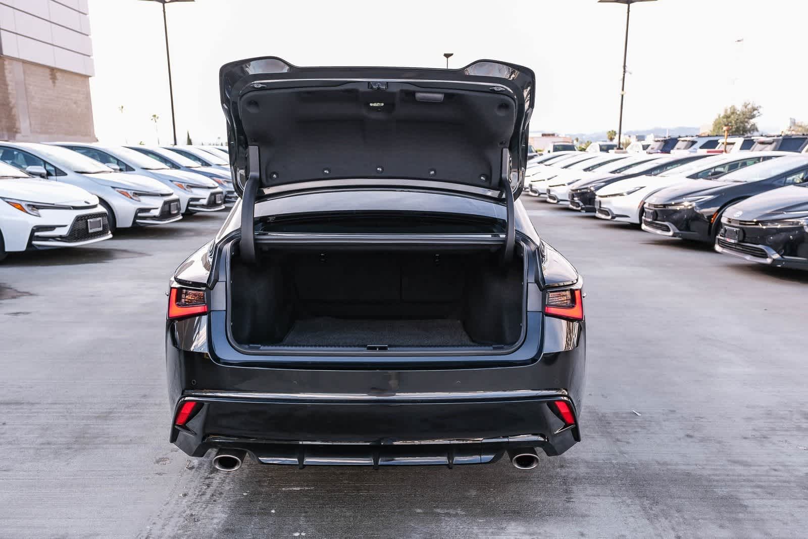 Thumbnail: 2024 Lexus IS - 26