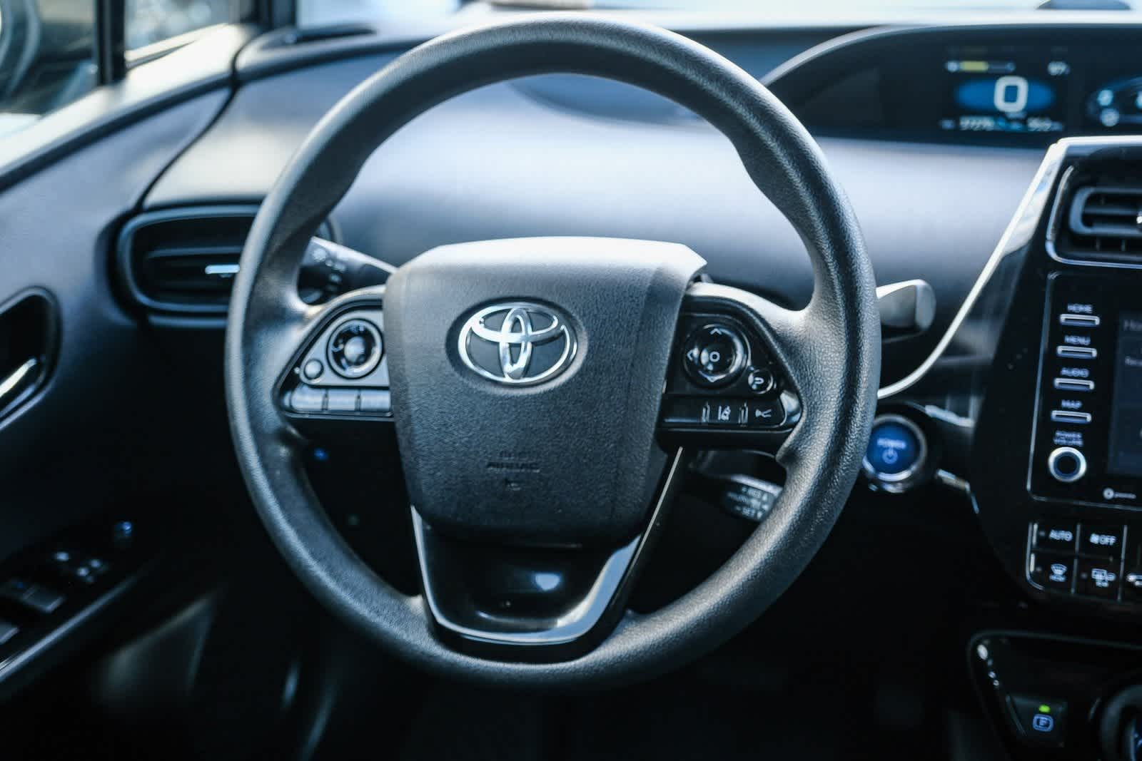 Thumbnail: 2022 Toyota Prius - 16