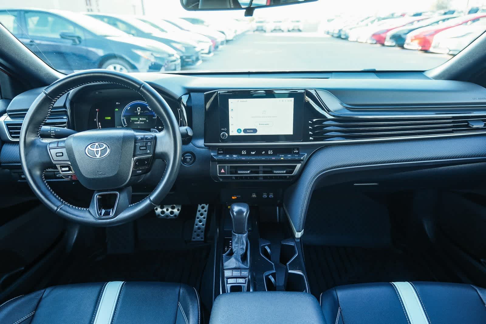 Thumbnail: 2025 Toyota Camry - 13