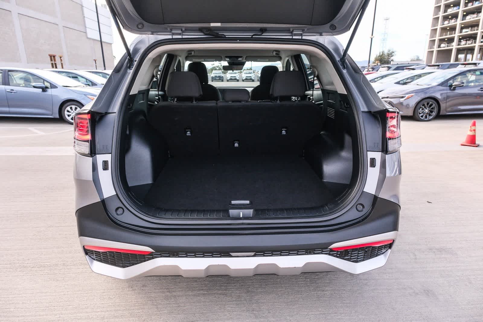 Thumbnail: 2023 Kia Sportage - 26