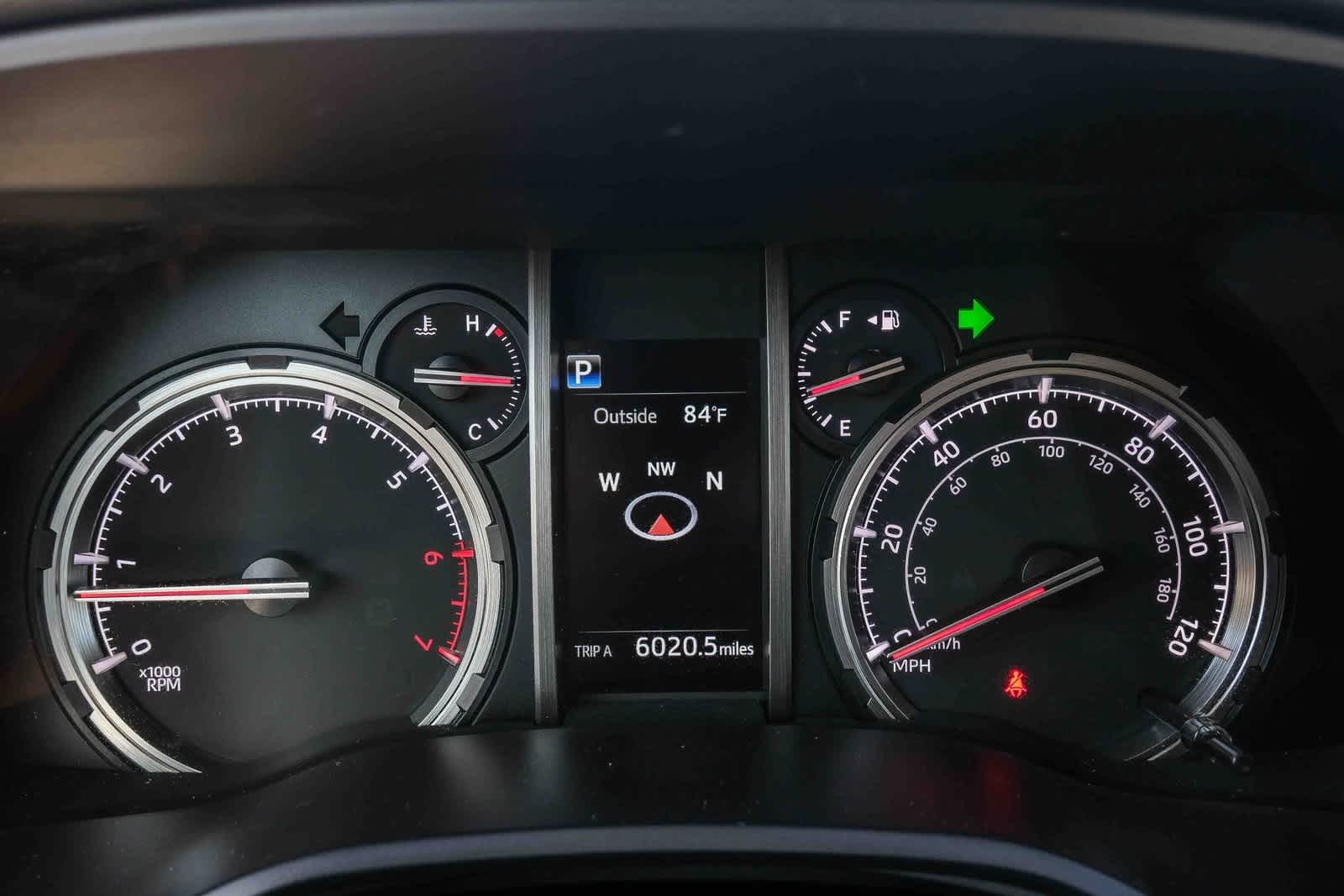 Thumbnail: 2022 Toyota 4Runner - 25