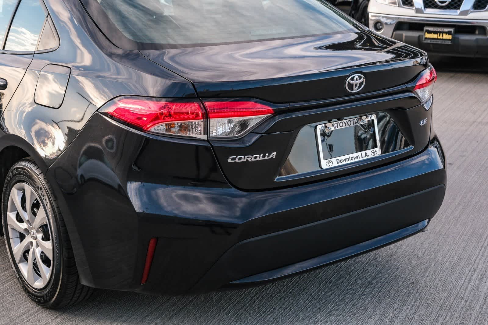 Thumbnail: 2022 Toyota Corolla - 8