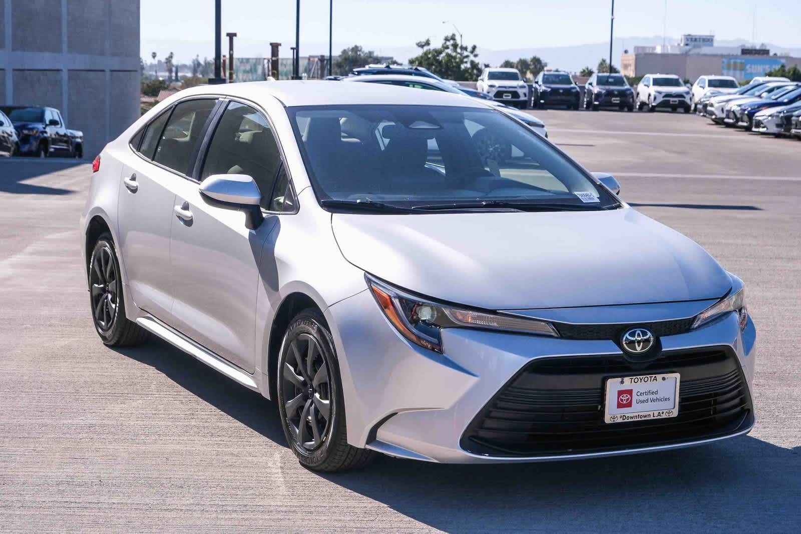 Thumbnail: 2024 Toyota Corolla - 3