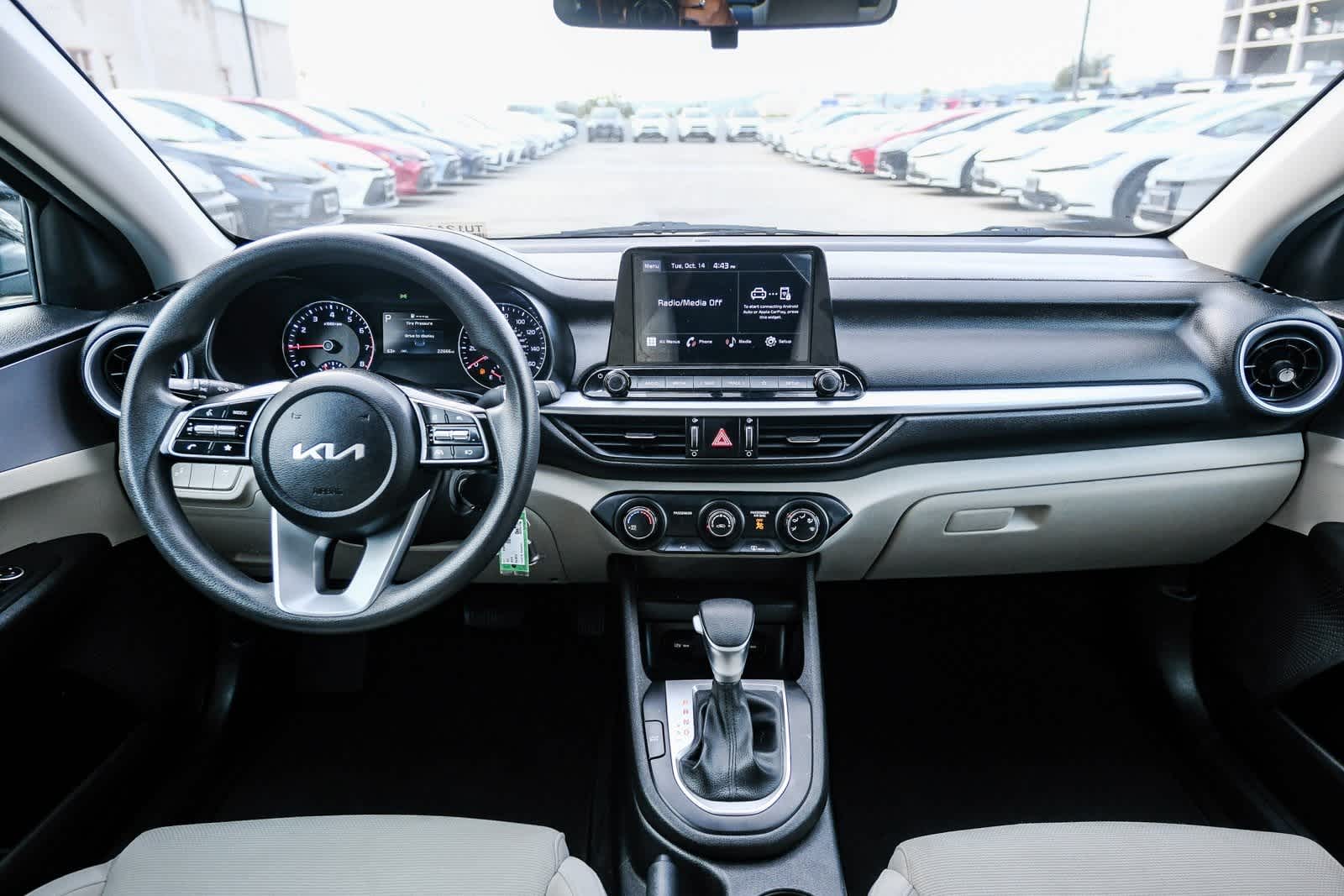 Thumbnail: 2023 Kia Forte - 13