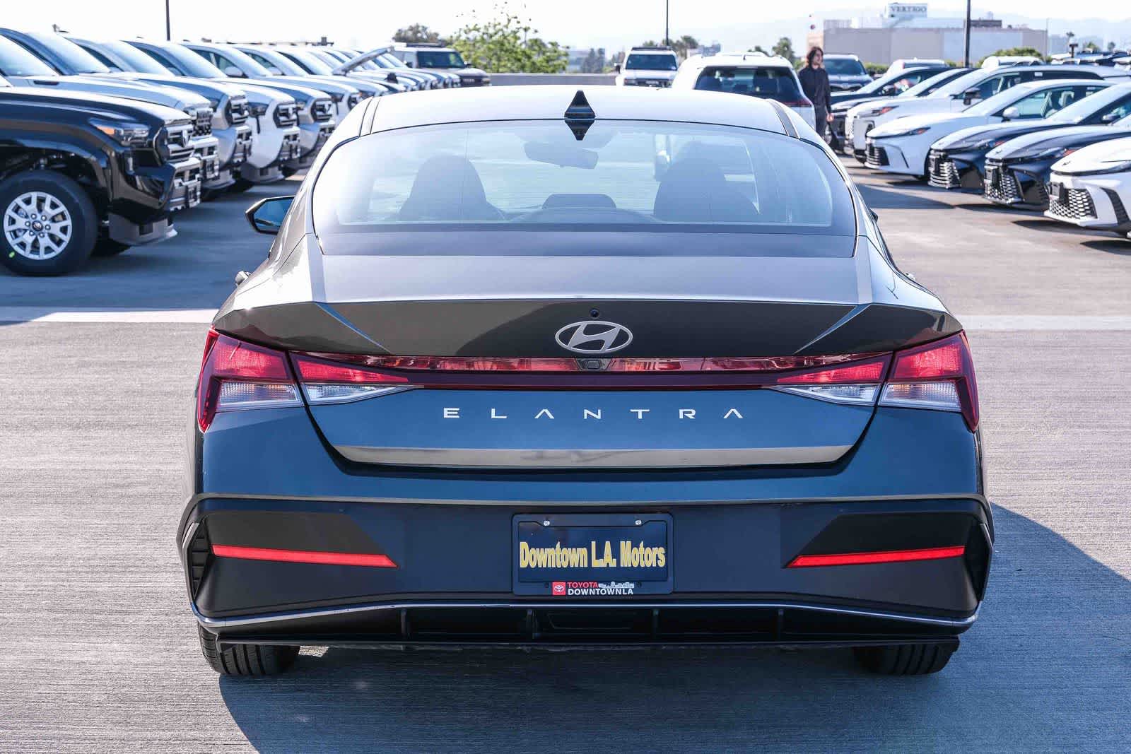 Thumbnail: 2024 Hyundai Elantra - 5
