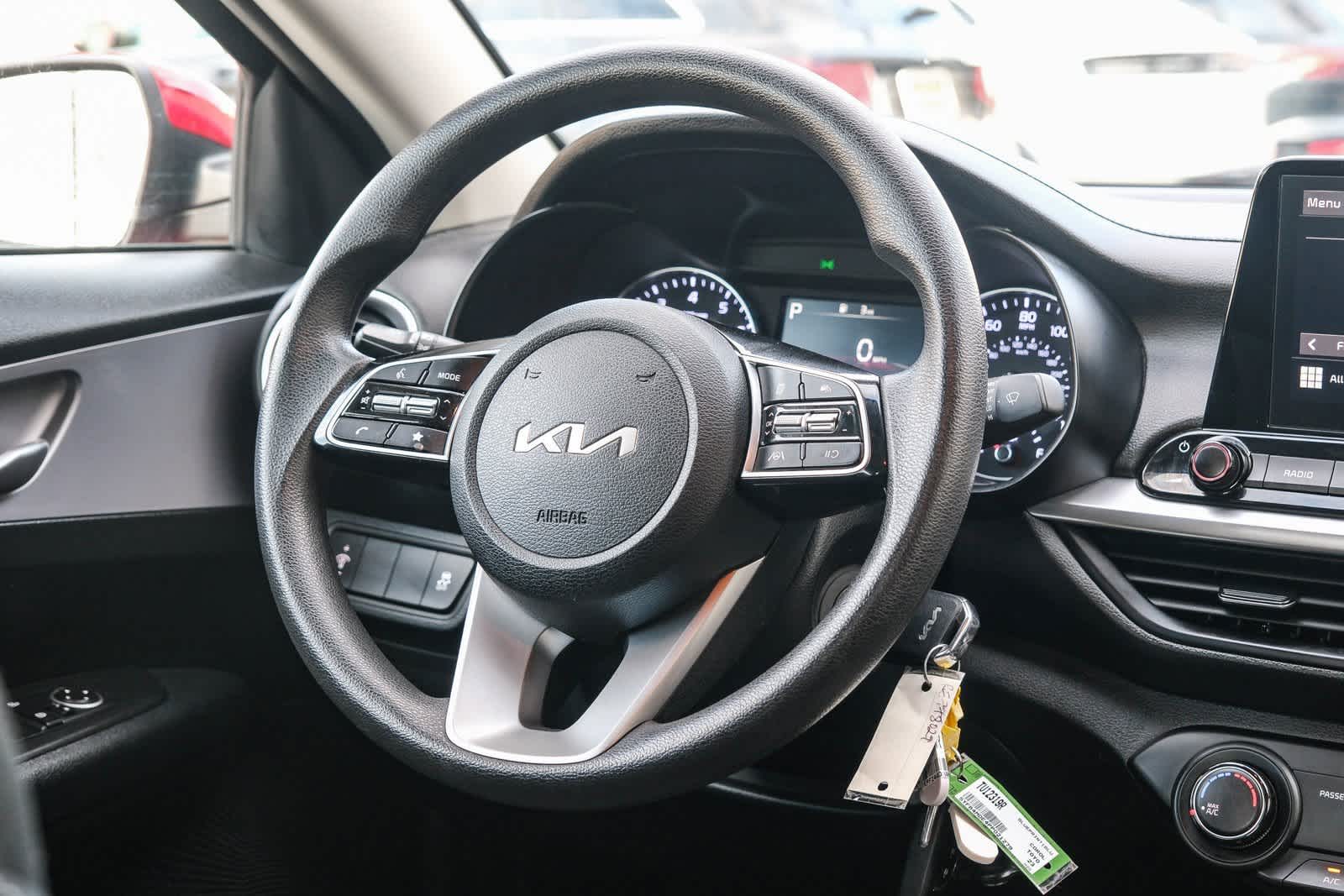 Thumbnail: 2024 Kia Forte - 16