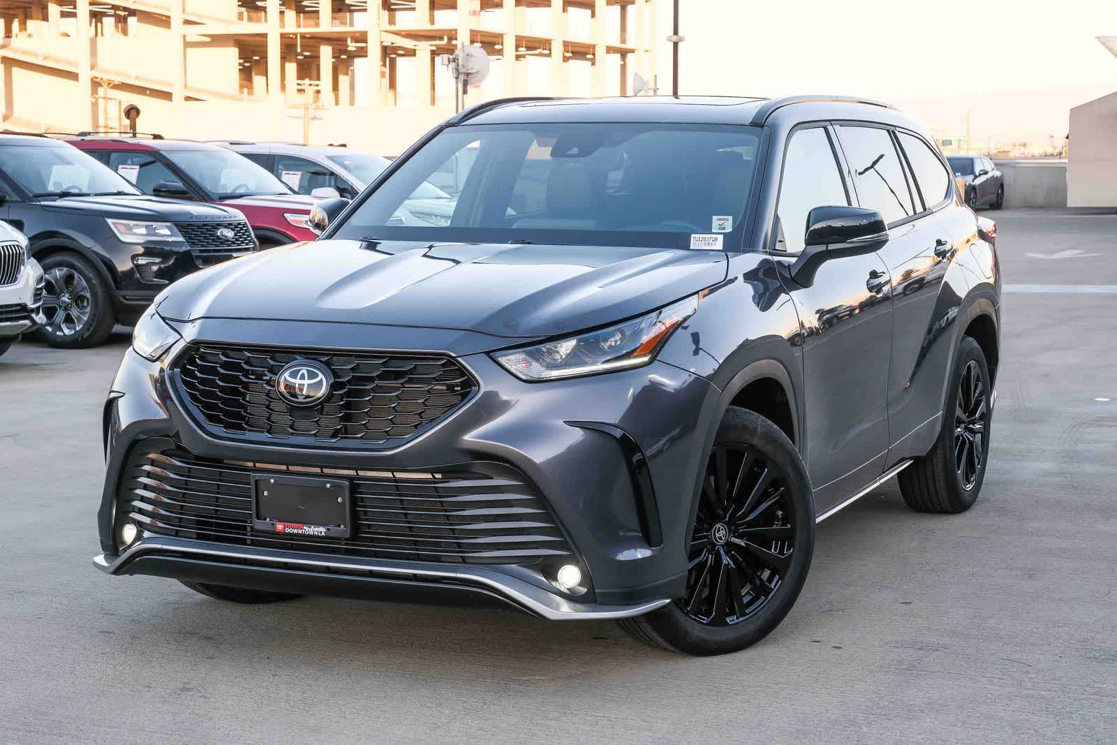 Thumbnail: 2025 Toyota Highlander - 1