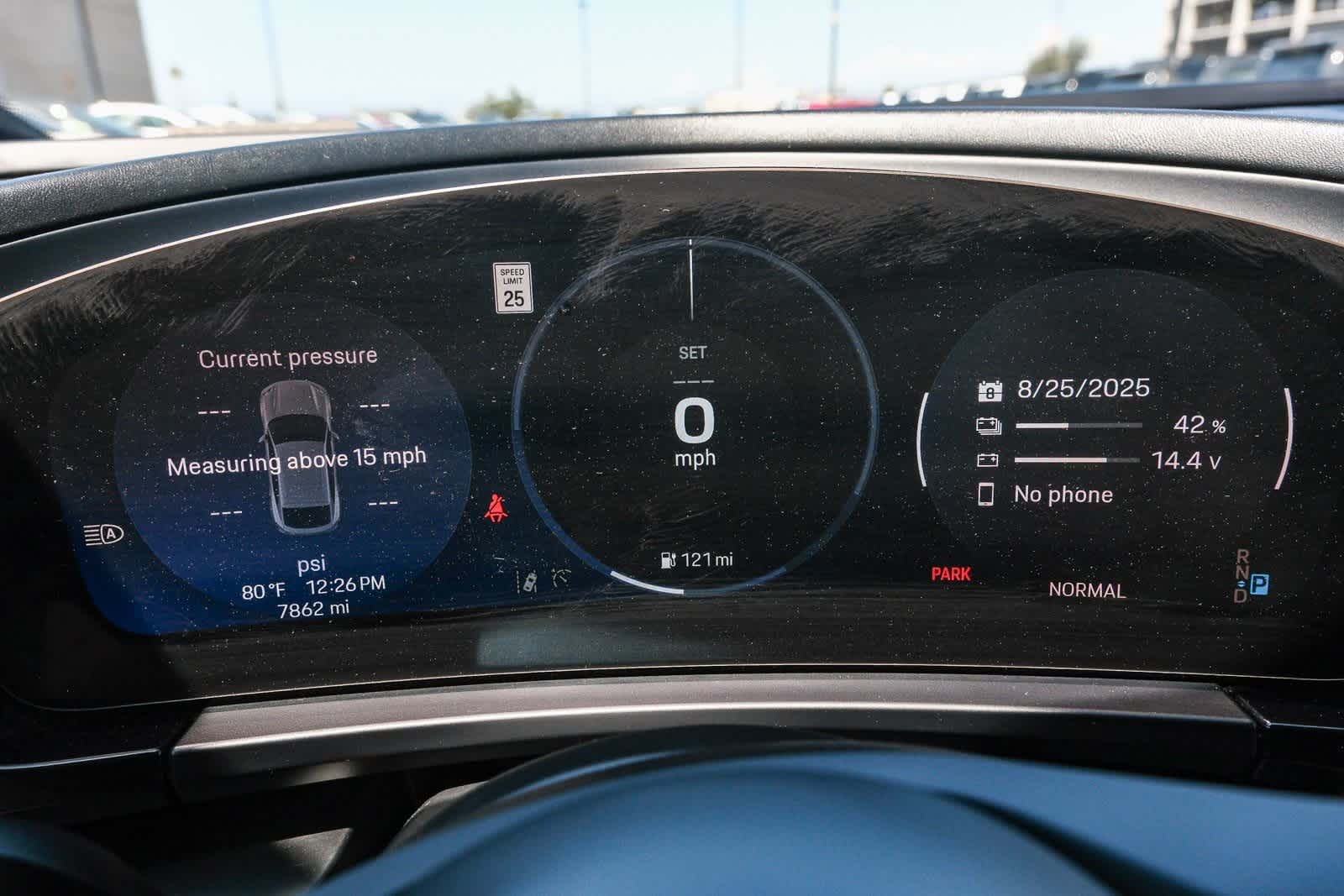 Thumbnail: 2024 Porsche Macan - 23