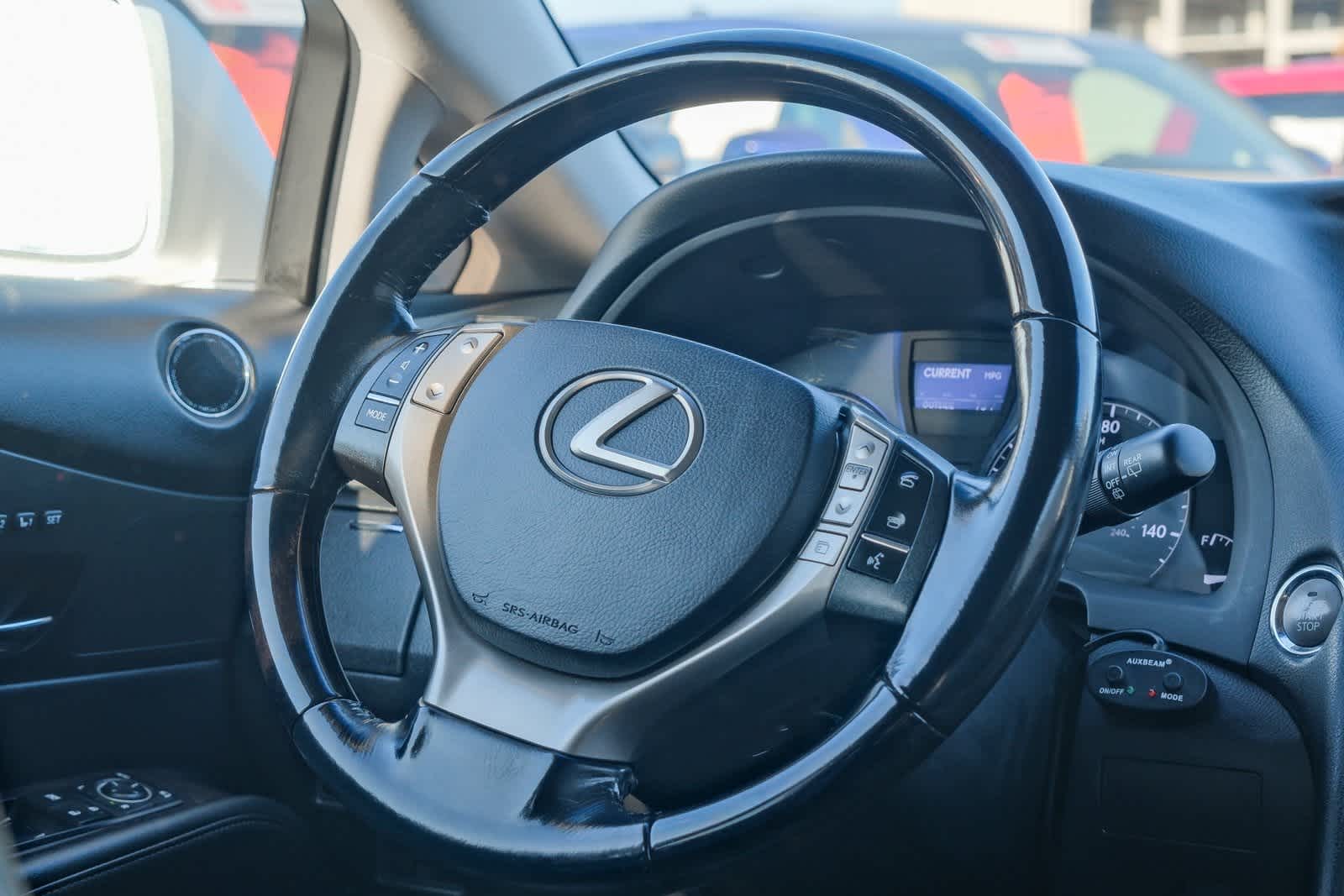 Thumbnail: 2015 Lexus RX - 16