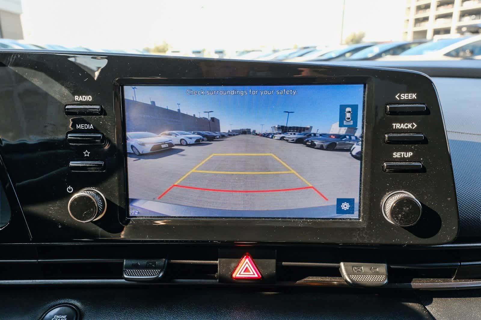 Thumbnail: 2022 Hyundai Elantra - 26