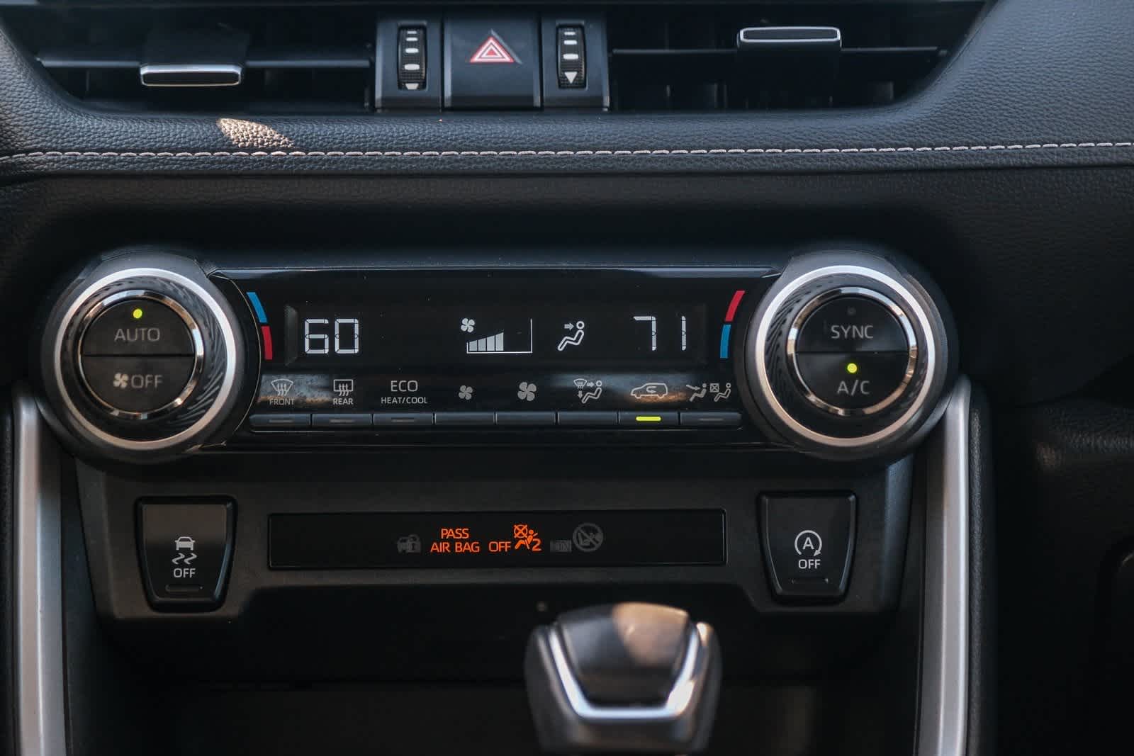 Thumbnail: 2023 Toyota RAV4 - 15