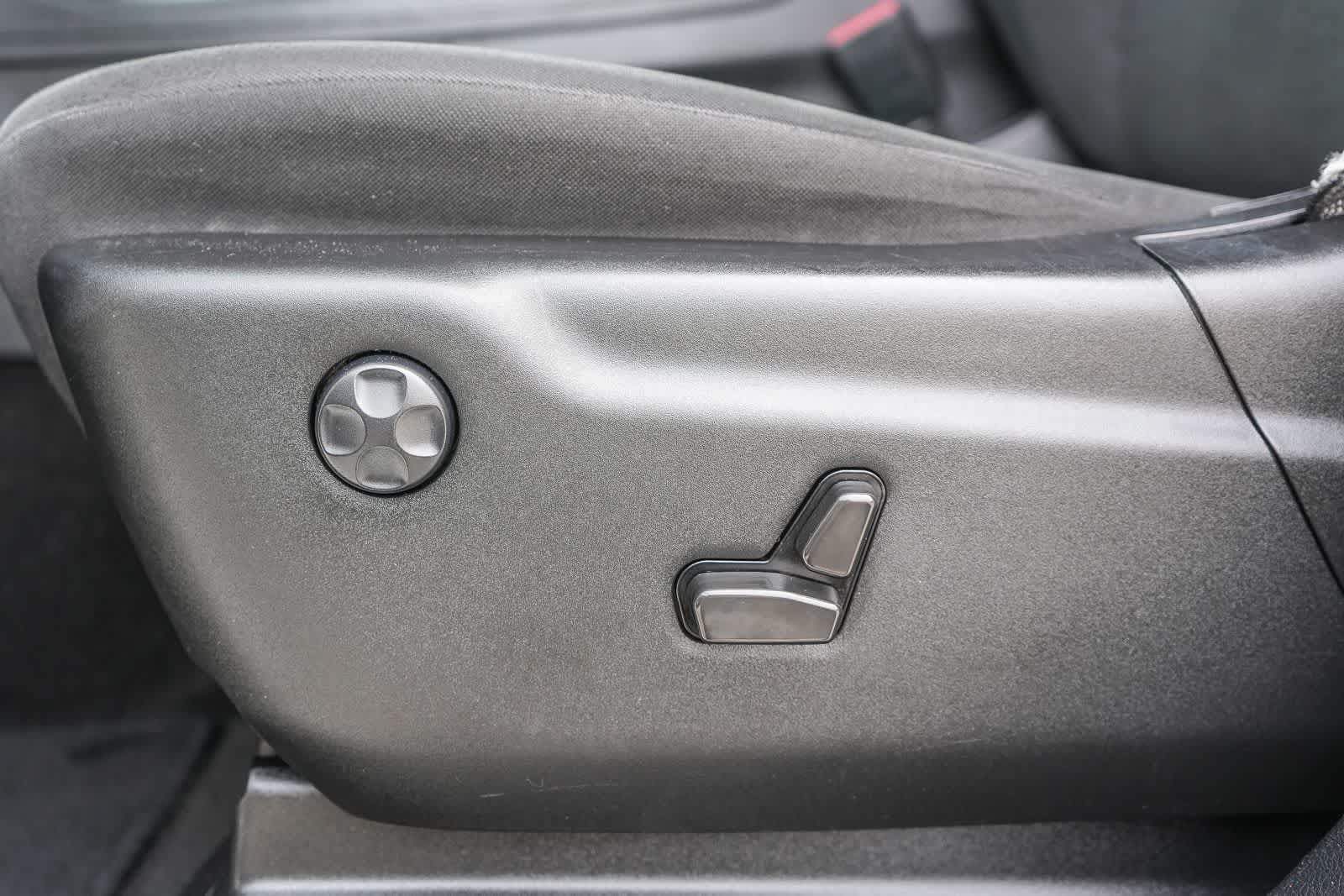 Thumbnail: 2022 Dodge Durango - 22