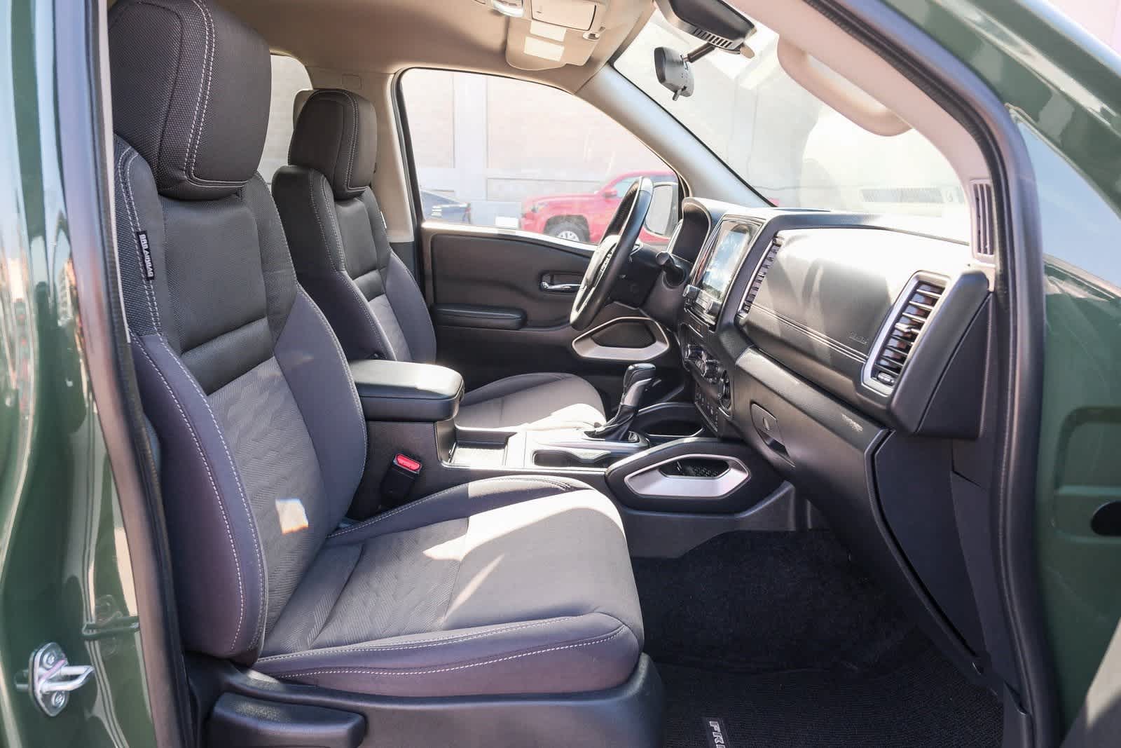 Thumbnail: 2023 Nissan Frontier - 18