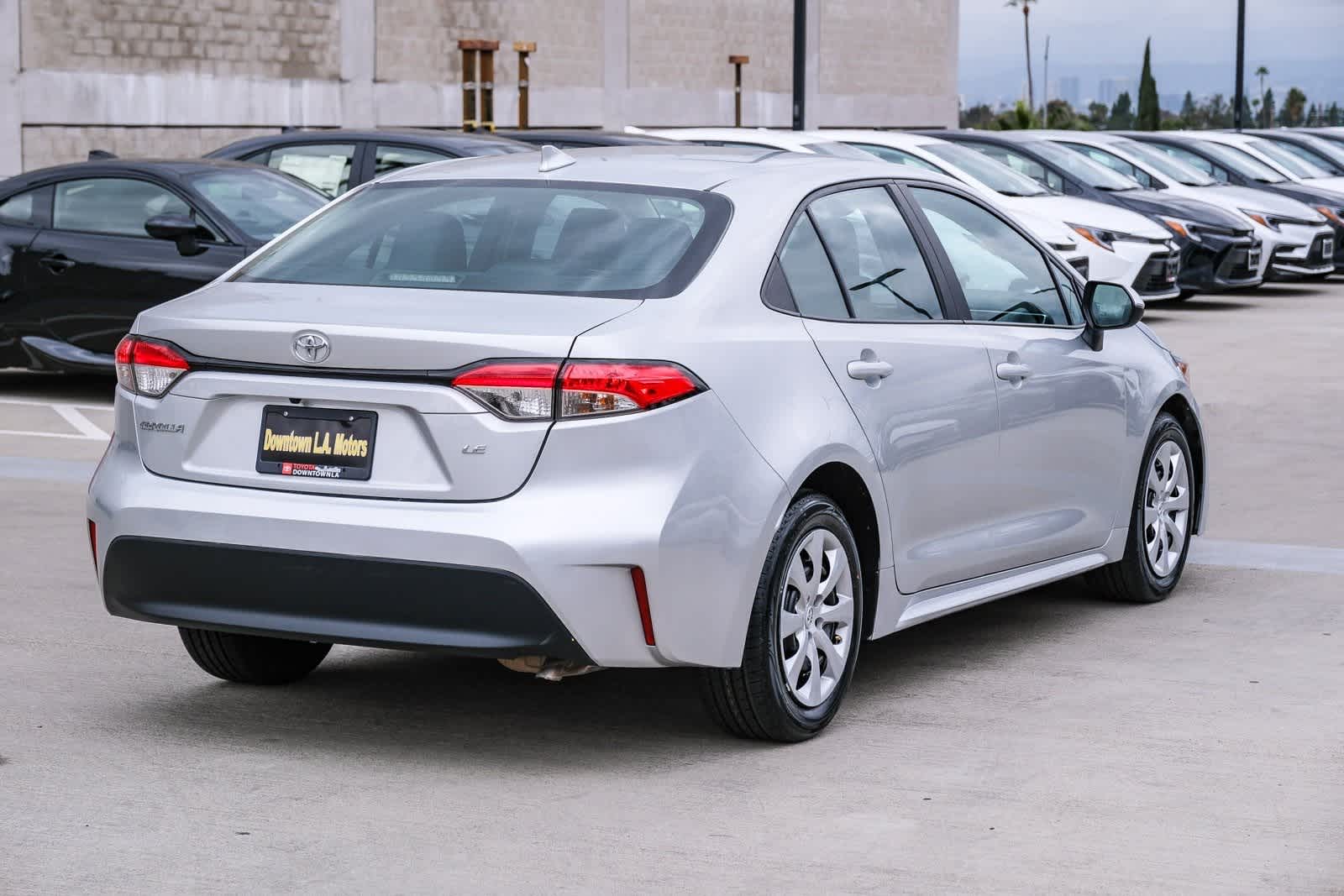 Thumbnail: 2023 Toyota Corolla - 4