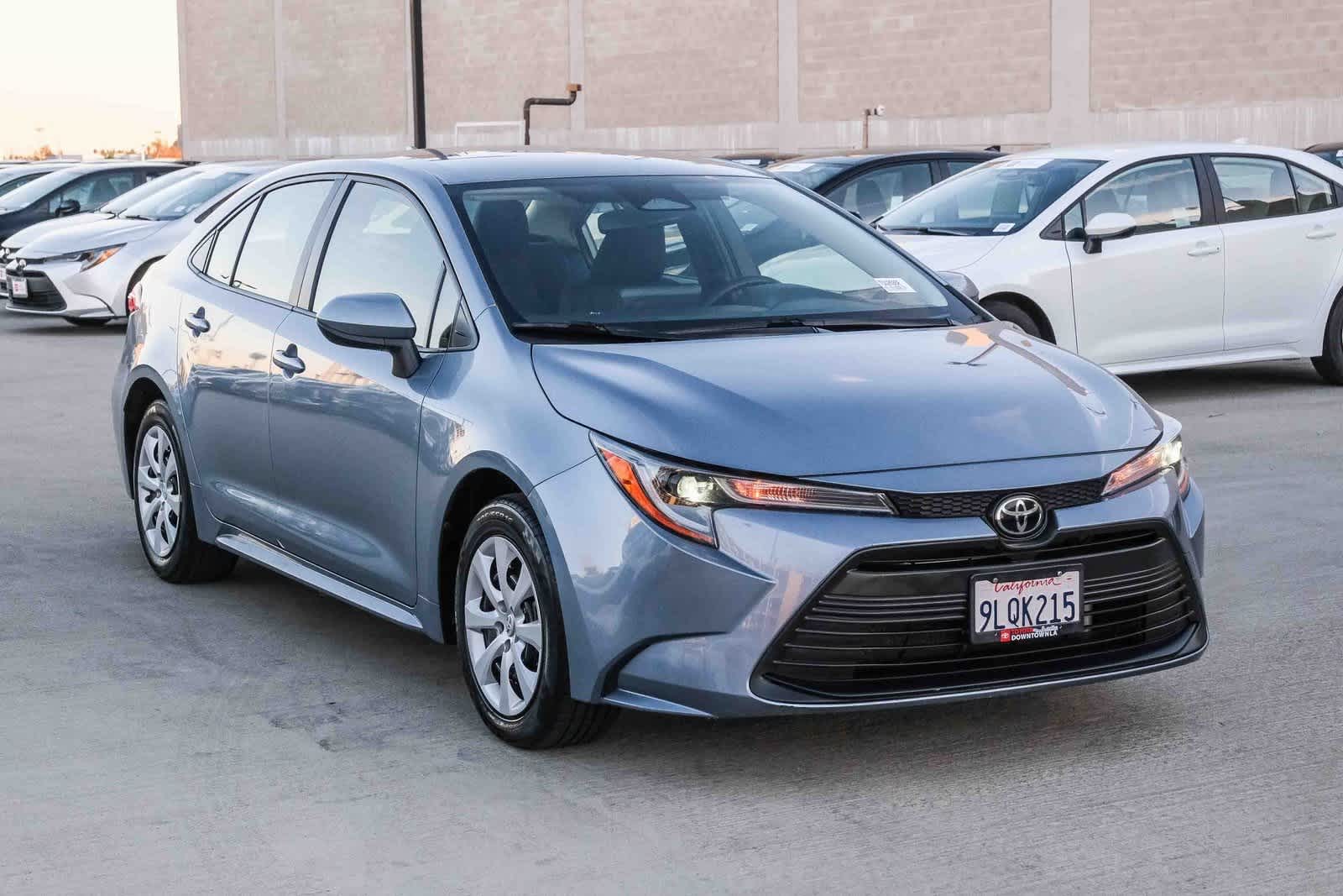 Thumbnail: 2023 Toyota Corolla - 3